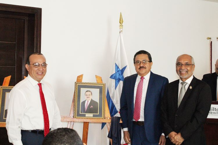 flores gonzalez y moreno 