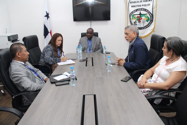Encuentro entre directivos del IEA y el Instituto de Ciencias Forenses.