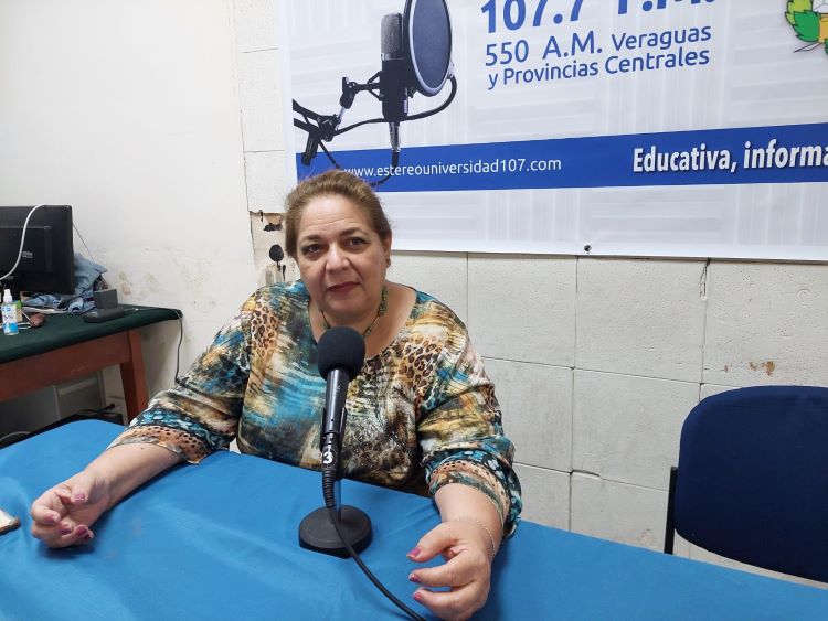 Yolanda Garcia de Cohn 