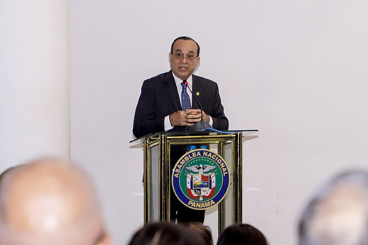 flores en la asamblea 