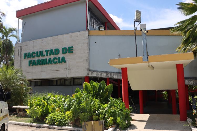 facultad de farmacia up