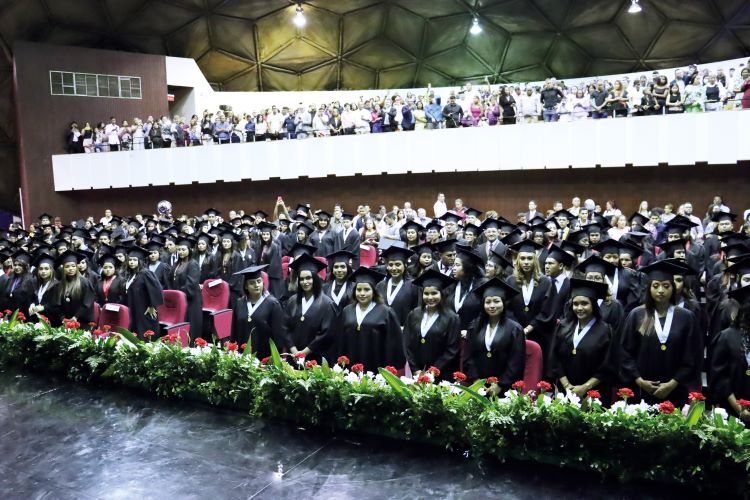 graduación 2023-2024 panamá oeste