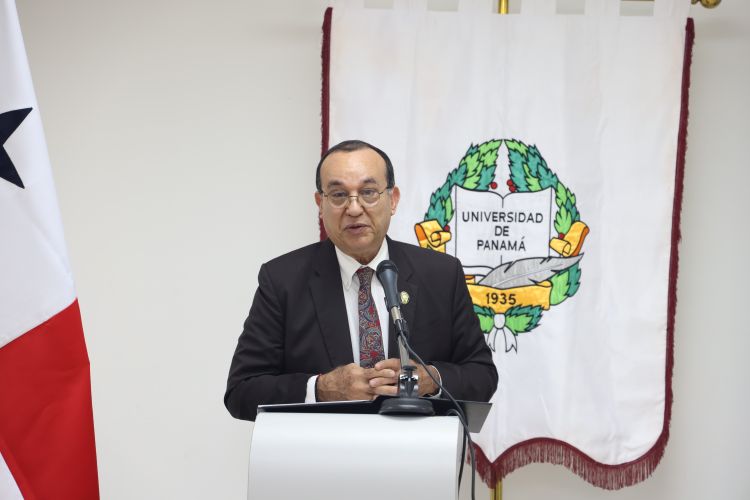 Eduardo Flores Castro