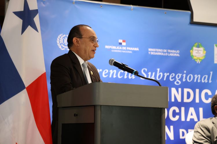 eduardo flores castro