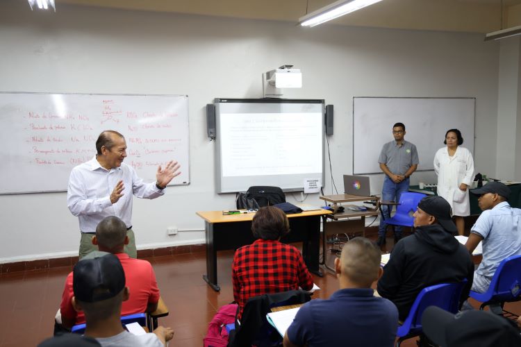 explosivos cursos policías 