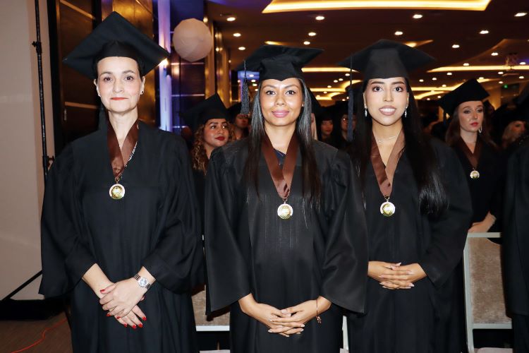 puestos de honor de educación promo 2024