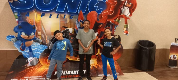 sonic cine ahijados de carmen
