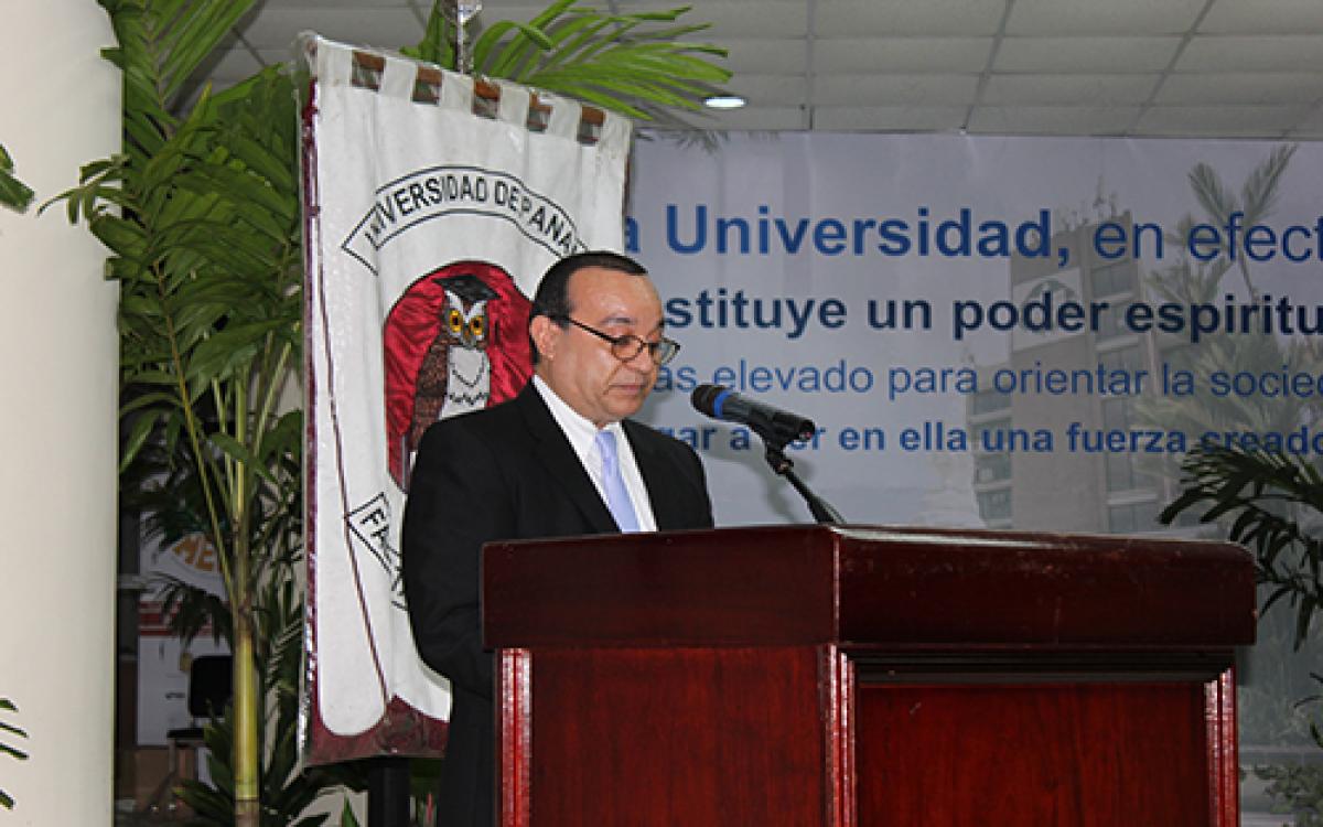 Dr. Flores Castro 