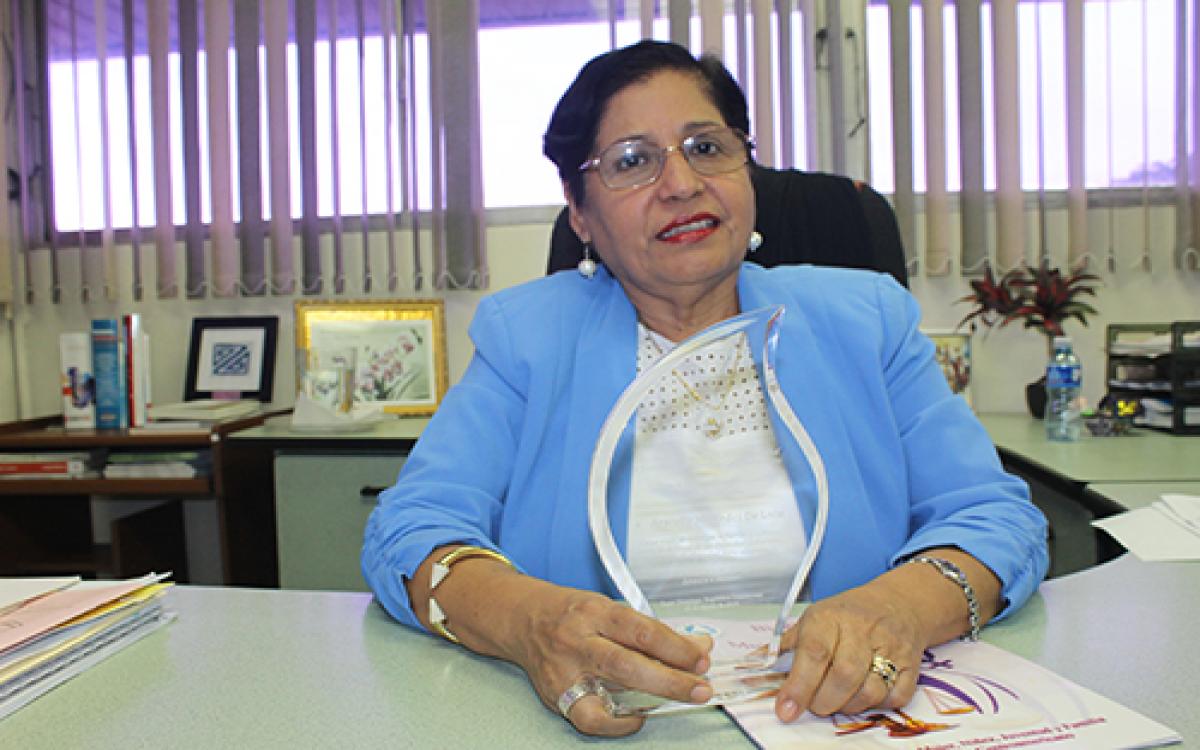 Doctora Aracelly De León de Bernal,