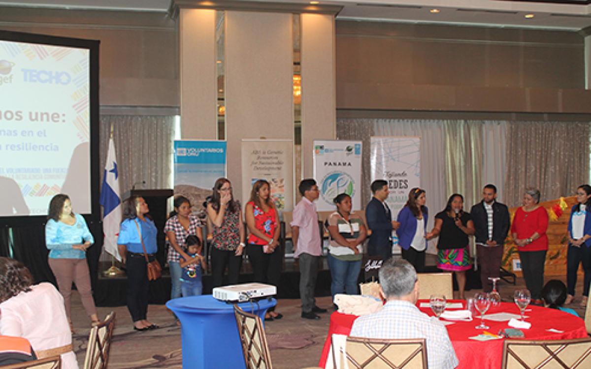 dia de los voluntarios 