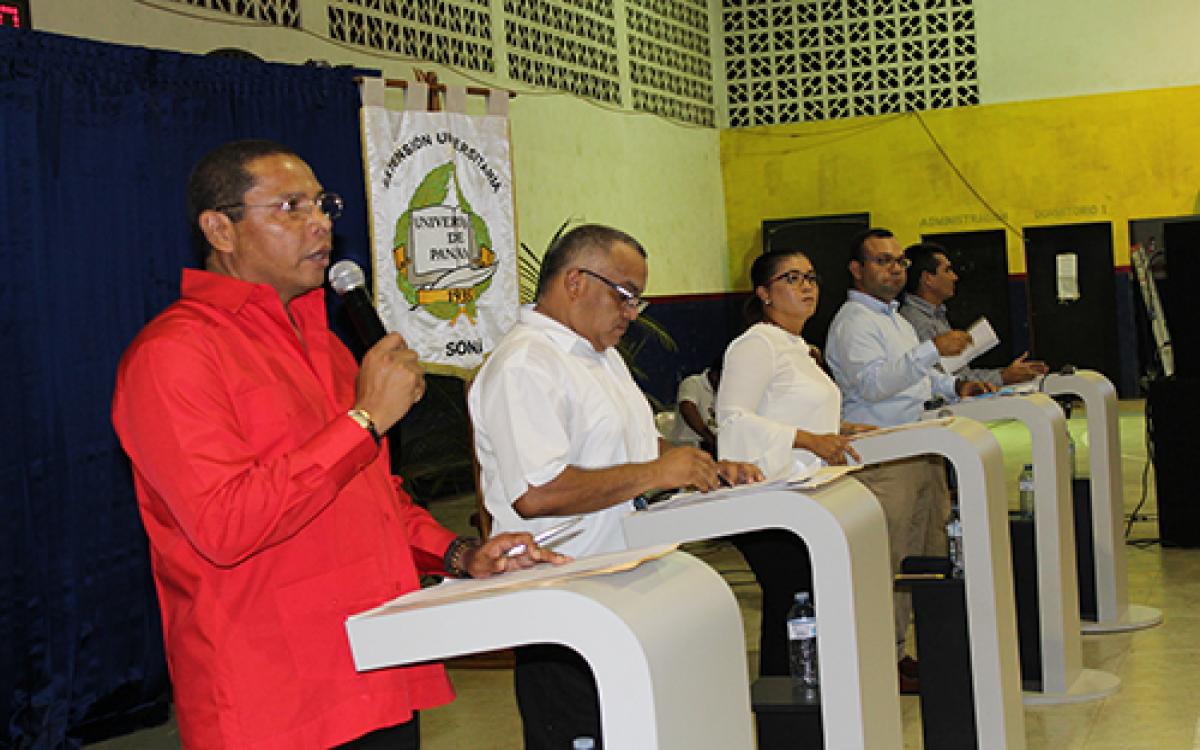 Candidatos para alcaldes de debate en Soná