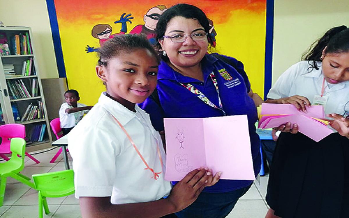 Niños de Escuela Fe y Alegría 