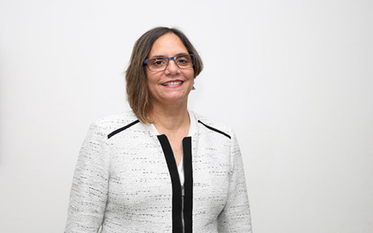  Ana Sánchez Urrutia, actual asesora del Despacho Superior de la Secretaría Nacional de Ciencia, Tecnología e Innovación (SENACYT) en temas de Bioética