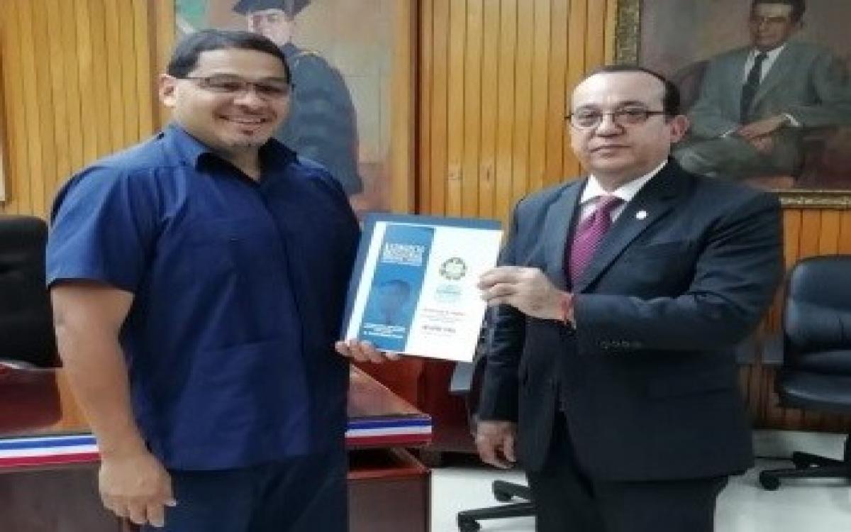 Saul Mendez y Dr Eduardo Flores Castro 