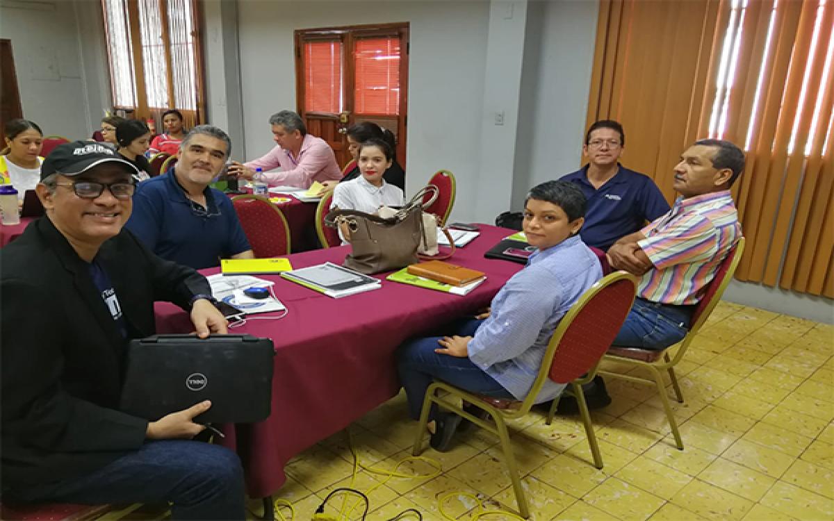 Taller Senacyt, FCDS,CECOM-RO 