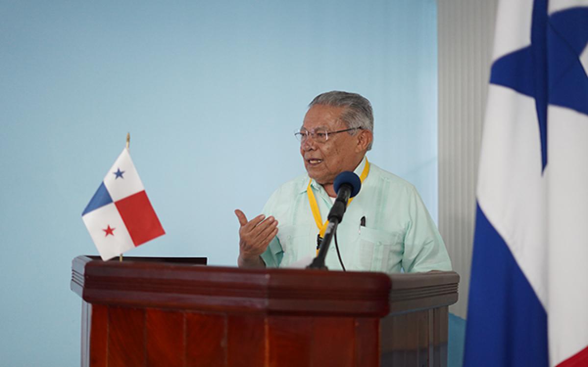  Mgter. Aníbal Pastor Núñez., director de la Escuela de Antropología, de la facultad de Humanidades.