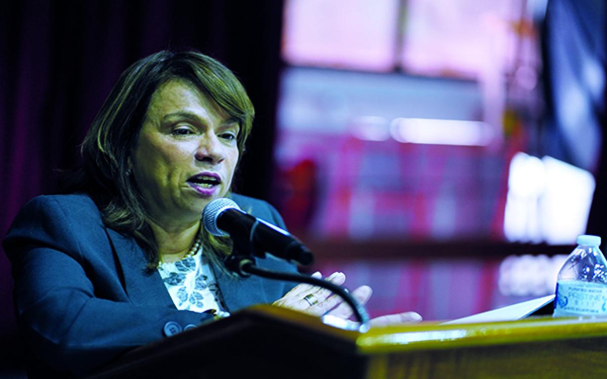 Maruja Gorday de Villalobos, ministra de Educación