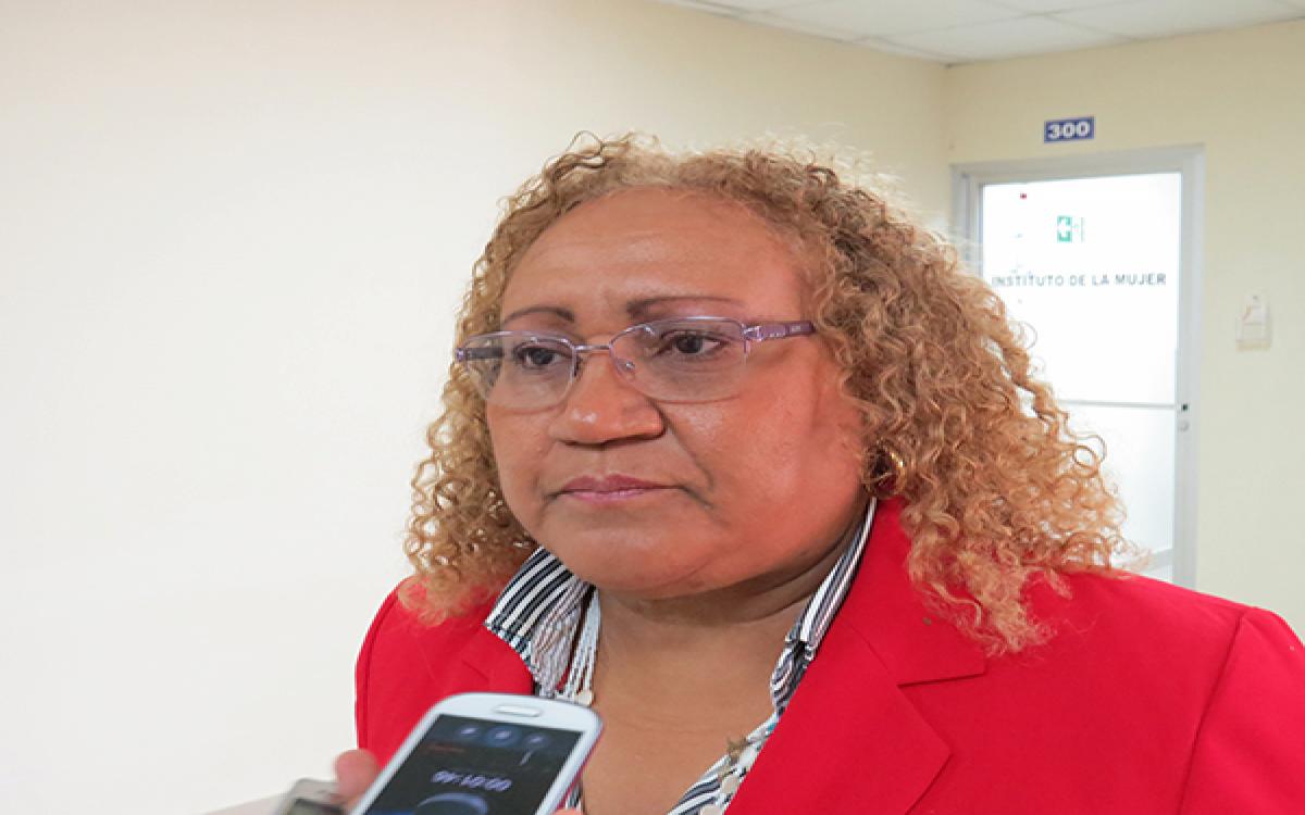 doctora Bélgica Bernal Bayoles