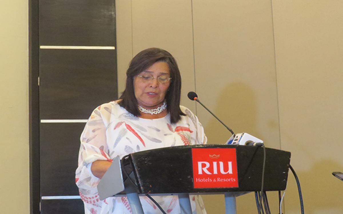  Doctora Lorenza Barletta,Decana de odontología 