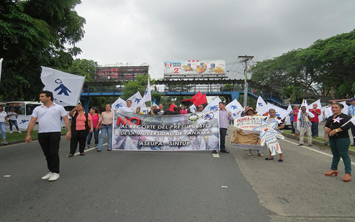 Protestas contra el recorte presupuestario 2019 