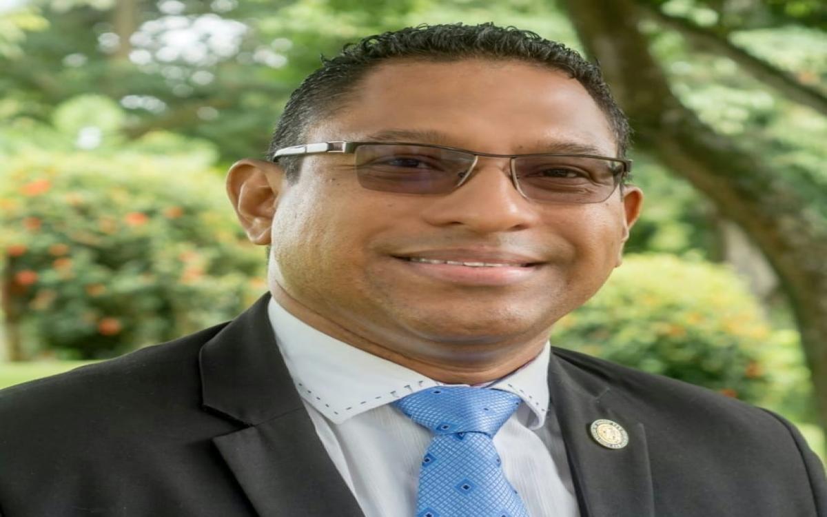 Profesor Gilberto Marulanda