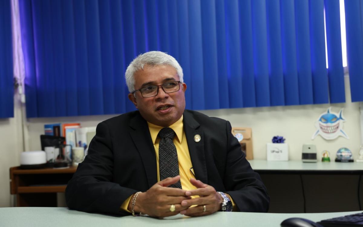 Magíster Franklin De Gracia, director del ICASE.