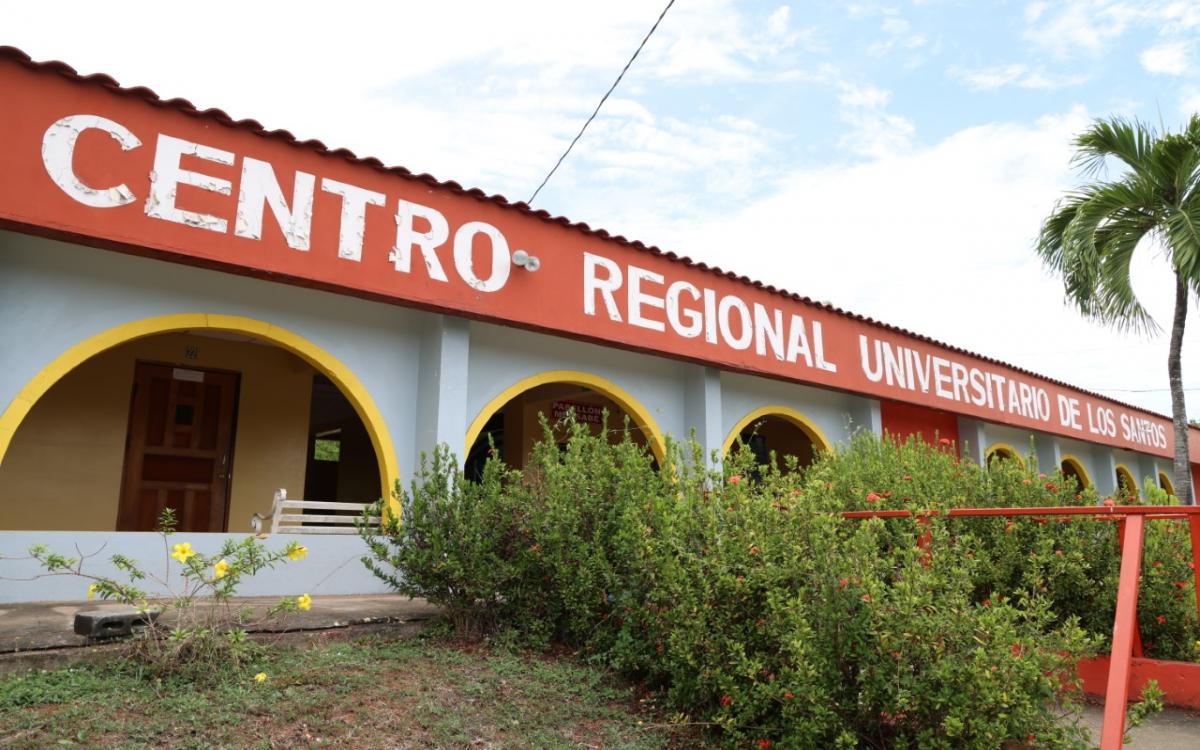 Centro Regional Universitario Los Santos 